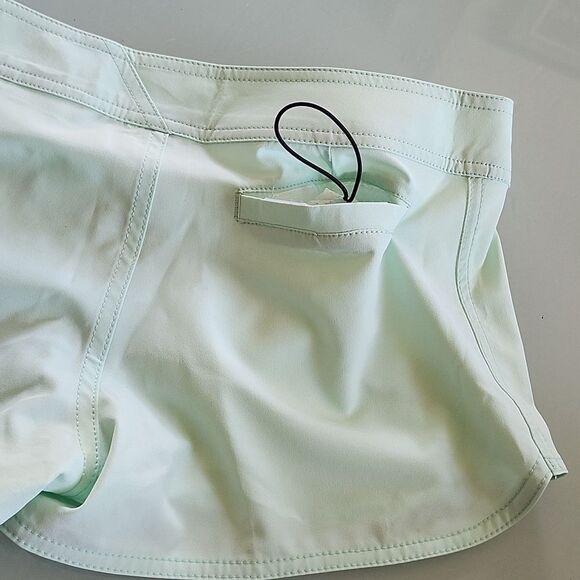 Volcom Broken Lines Board Shorts - Picture 4 of 10